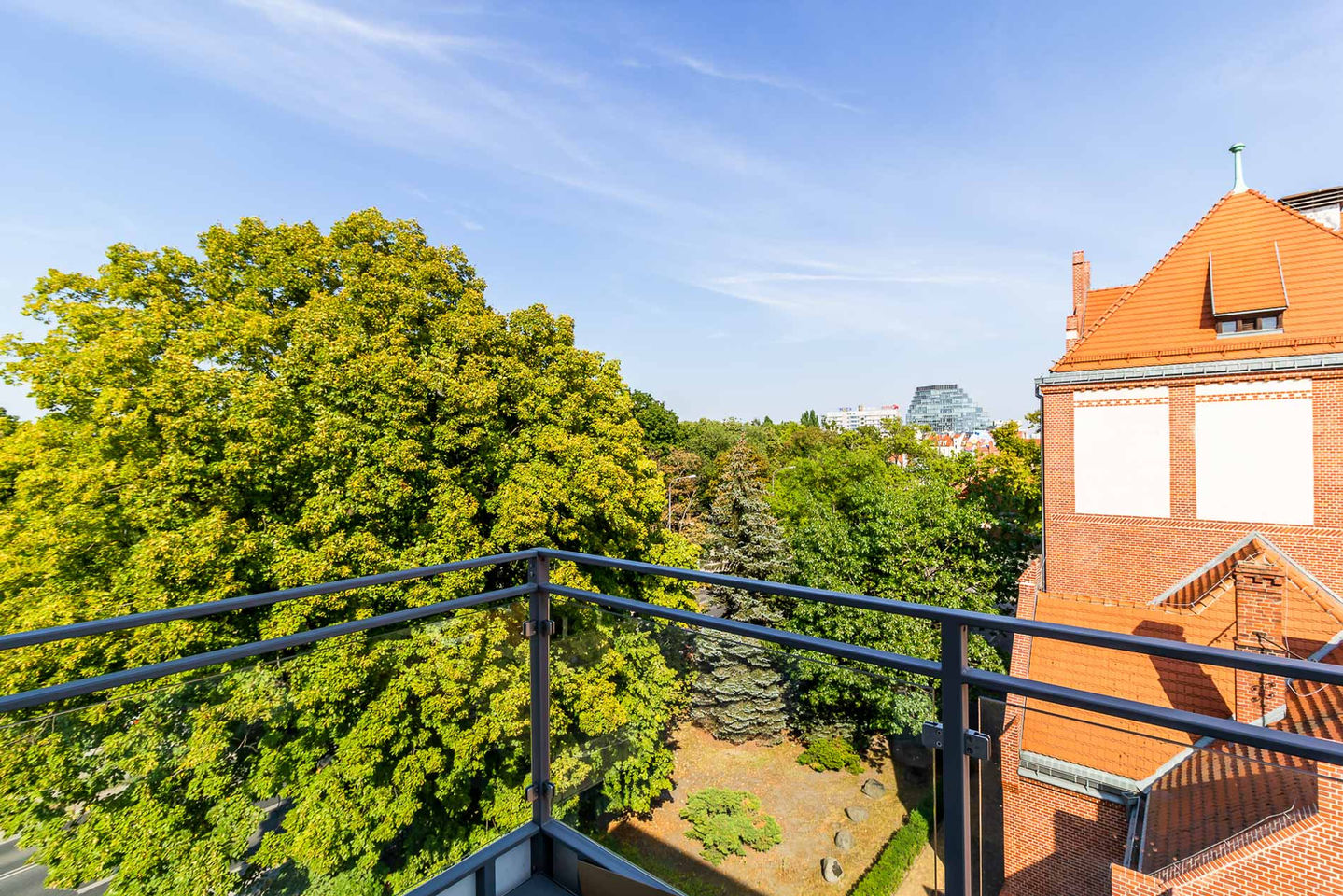 Apartments for rent in Warsaw Square-3.jpg