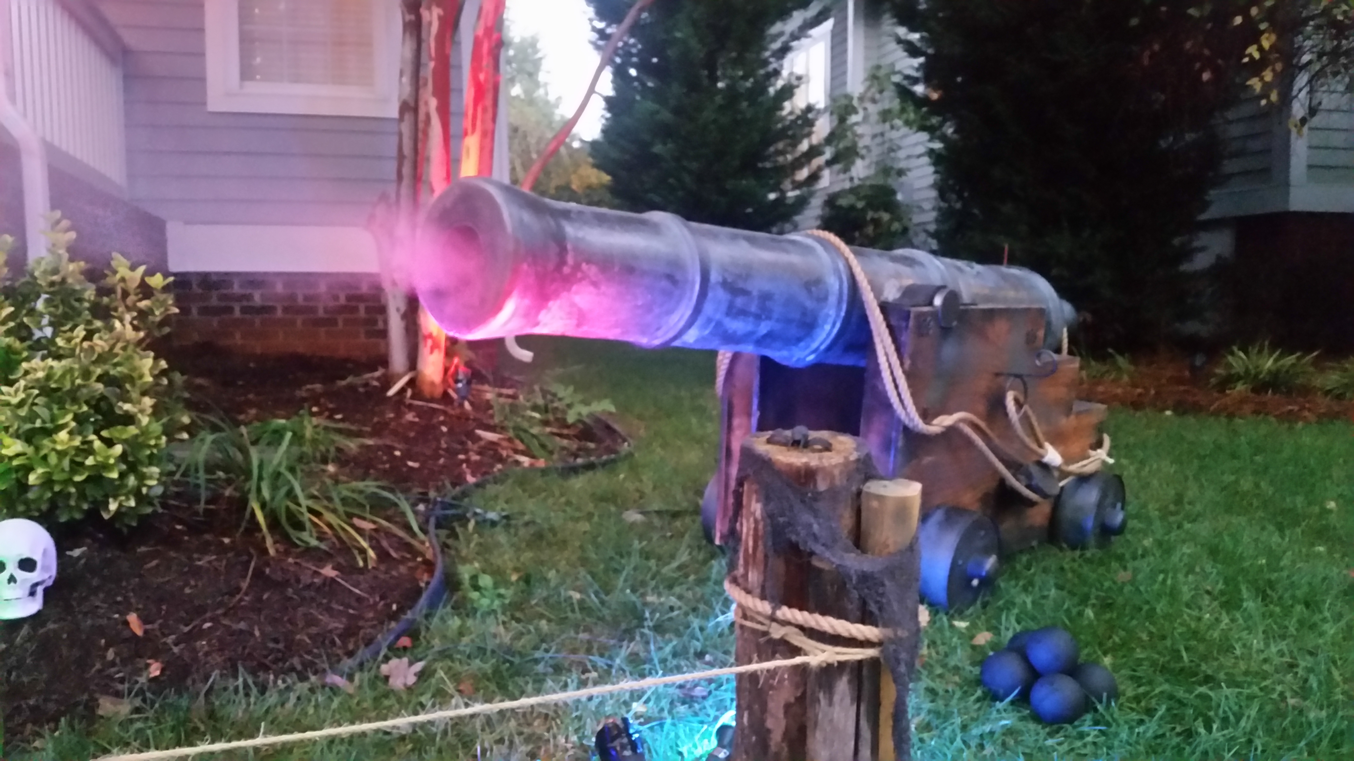 How to build custom Piratethemed Halloween props