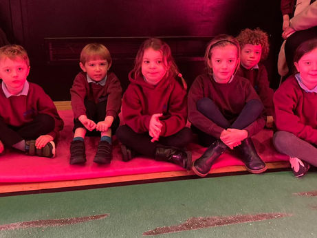 Cynhyrchiad Biwti a Brogs