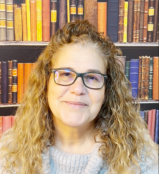 Testimonios del alumnado de Telemática Galicia: imágenes que reflejan satisfacción y éxito gracias a nuestra formación tecnológica de calidad. Estas representaciones destacan la diversidad de perfiles profesionales que confían en nuestros programas personalizados para mejorar sus competencias digitales, impulsando su crecimiento en el ámbito laboral y empresarial.