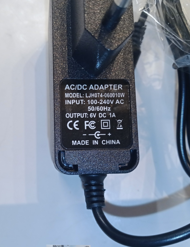 Miniature : Chargeur Transformateur, Convertisseur - 6 volts ou 12 volts