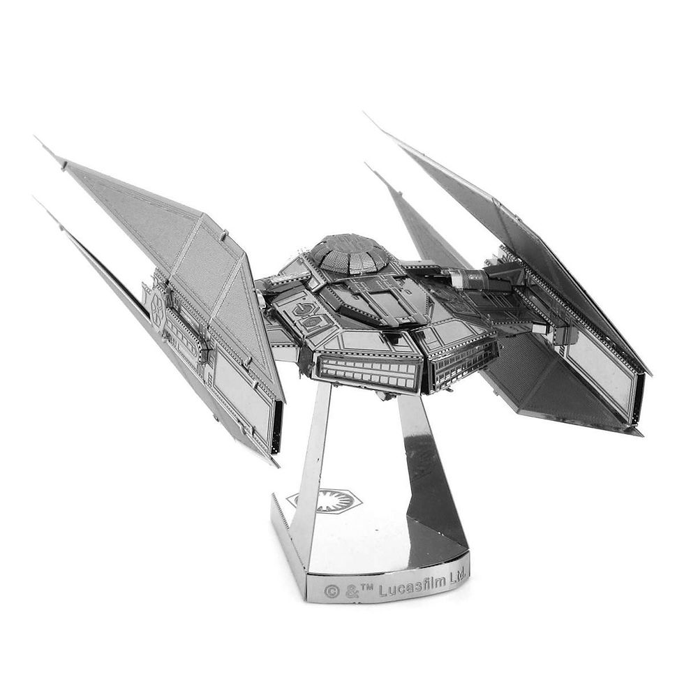 Miniature : Metal Earth Star Wars Kylo Ren's Tie Silencer MMS286
