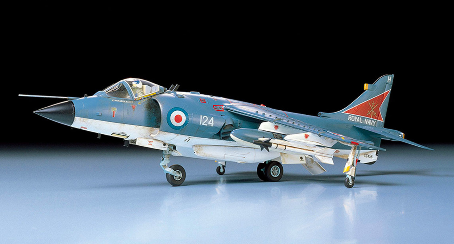 Tamiya Royal Navy Sea Harrier FRS.1 1:48 TAM61026