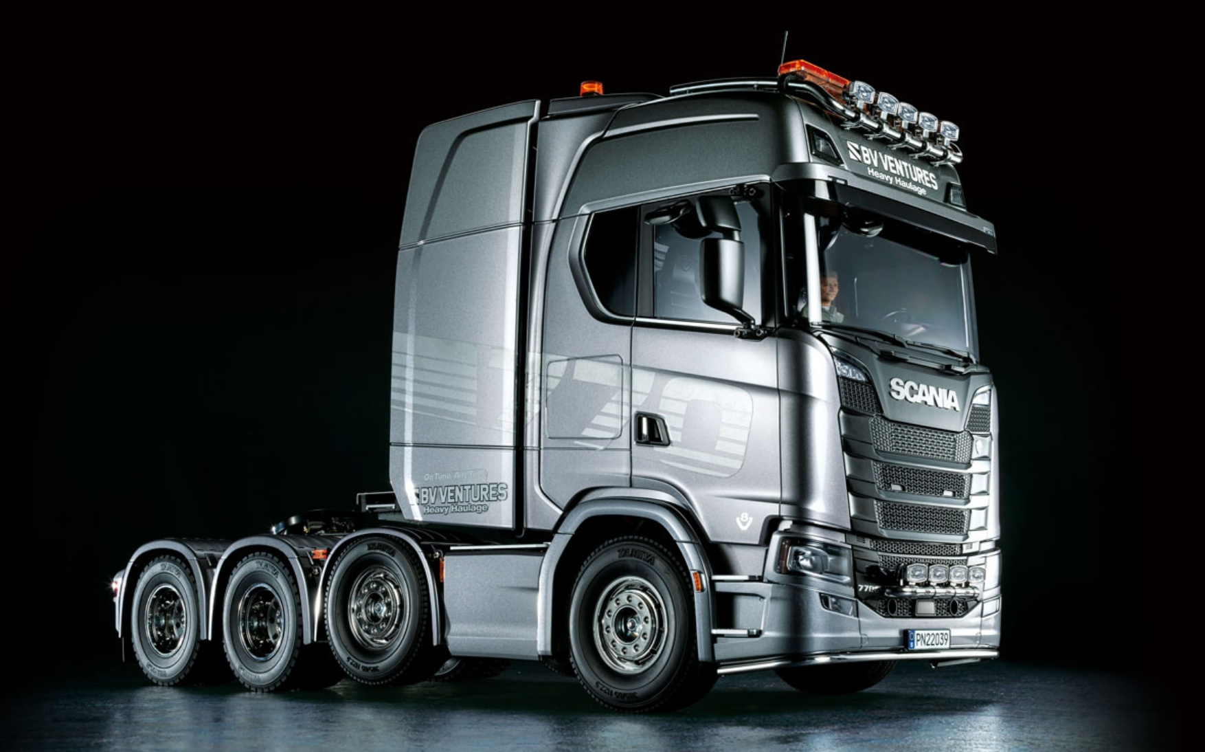 Tamiya camion RC modélisme Scania 770S 8x4/4 TAM 56371 nouveauté tamiya 2023