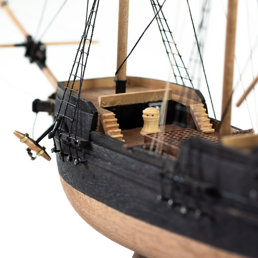 Miniature : Maquette de bateau en bois à construire Bateau Pirate - First Step de AMATI A600,01