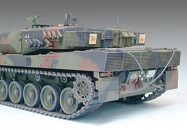 Miniature : Tamiya 1/35 Léopard 2A5 main battle tank 35242