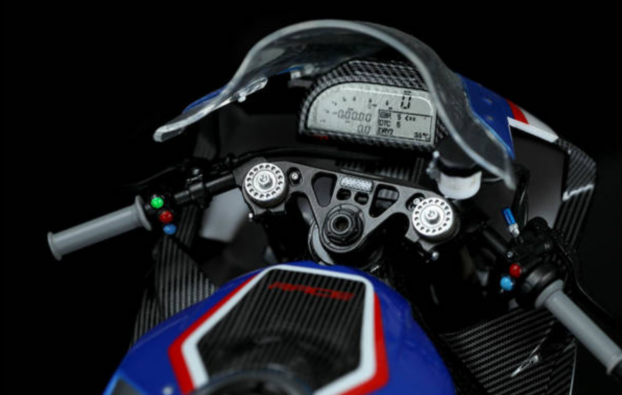 Miniature : BMW HP4 RACE - 1:9 - Meng MT-004
