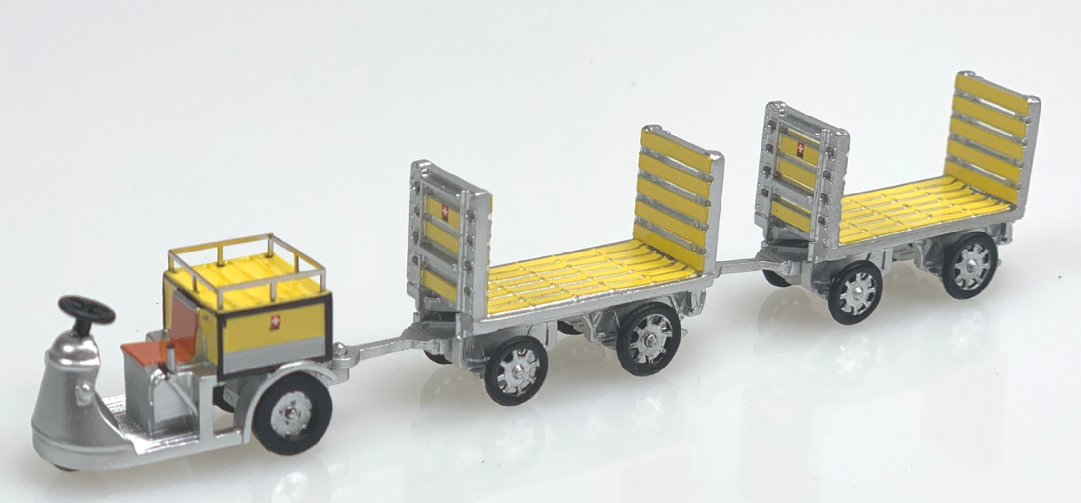 ACE collectors edition PTT Nefag Schlepper 3-Rad mit 2 Trolleys en Résine 1:87