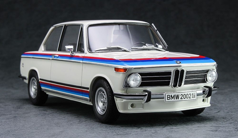 Hasegawa Limited Edition BMW 2002 TII w/Chin Spoiler 1/24 20458