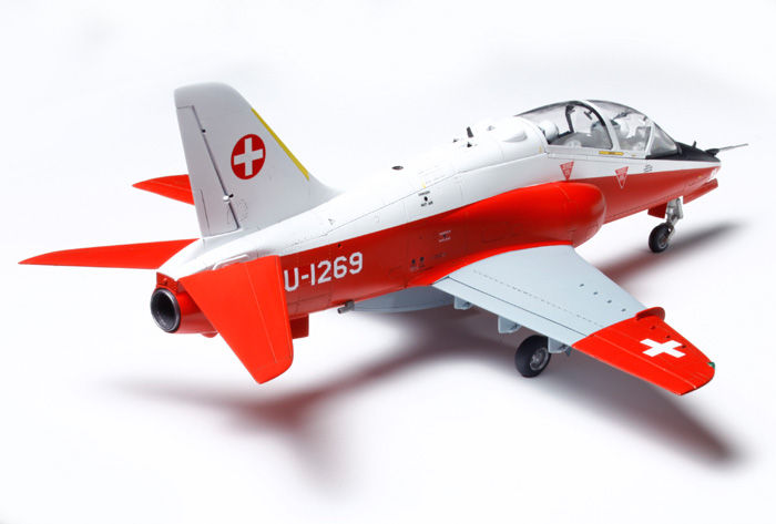 Miniature : Tamiya Hawk Mk.66 "suisse air force" 1/48