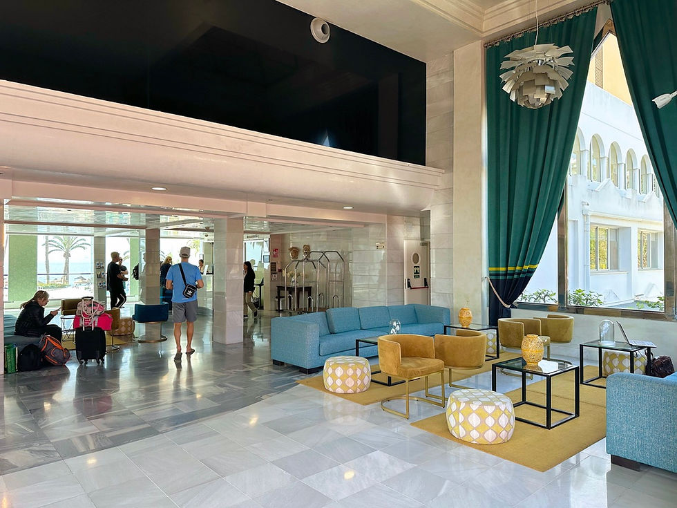 Reception and lobby at Ona Marinas de Nerja.