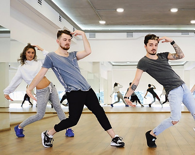 Hip Hop Dance_edited_edited.jpg