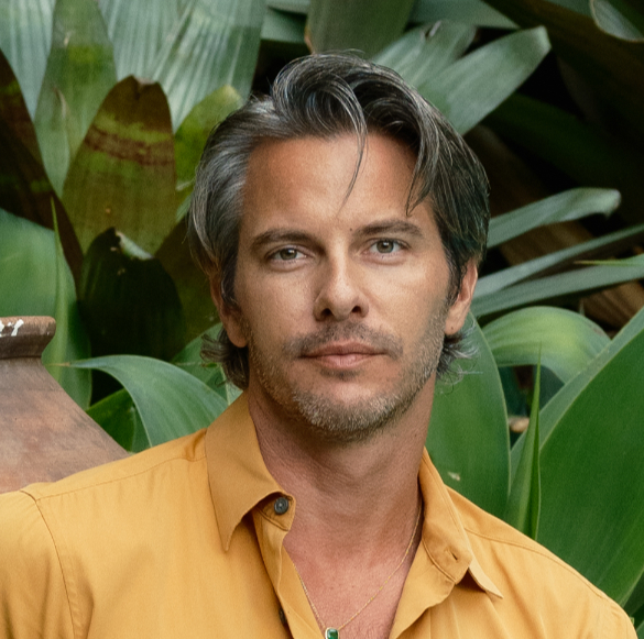 seanhazen_Portrait_Thomas_weho_roughselect-24_edited.jpg