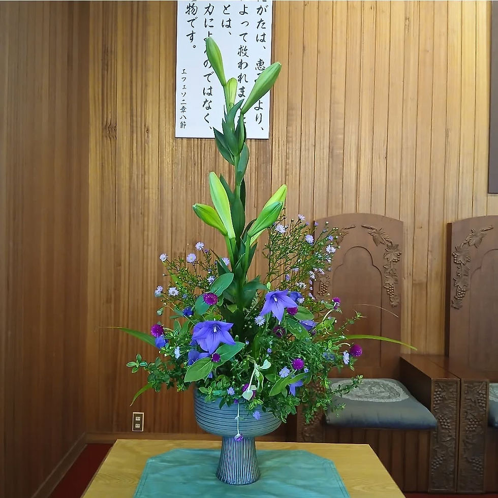 今朝の教会のお花