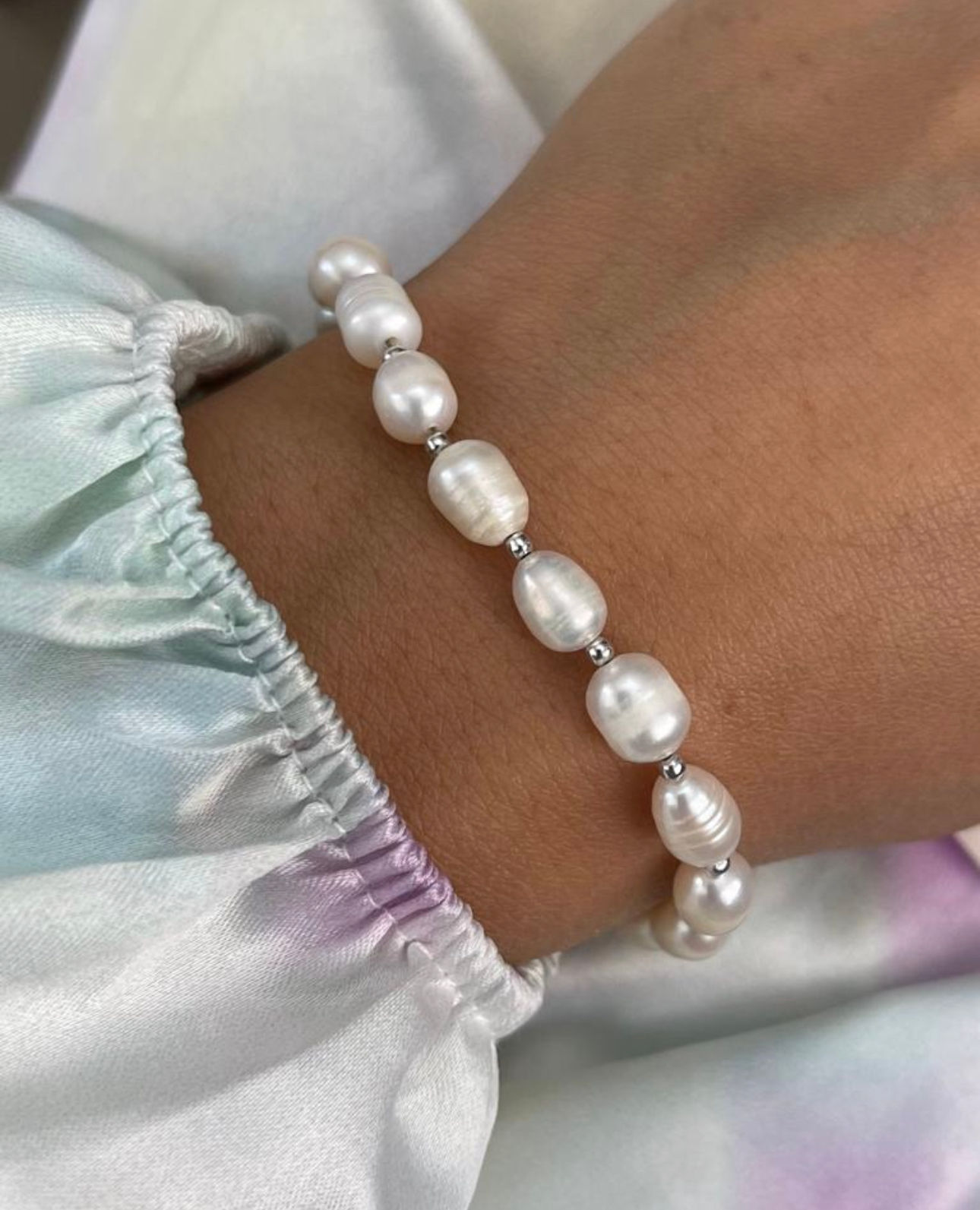 צמיד פנינים קלאסי