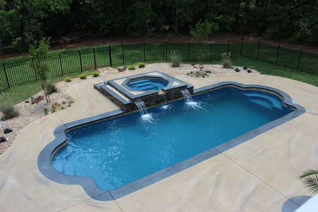 Halo Pool