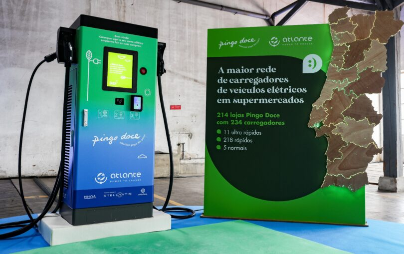 Equipamento com máquina de cartão de crédito