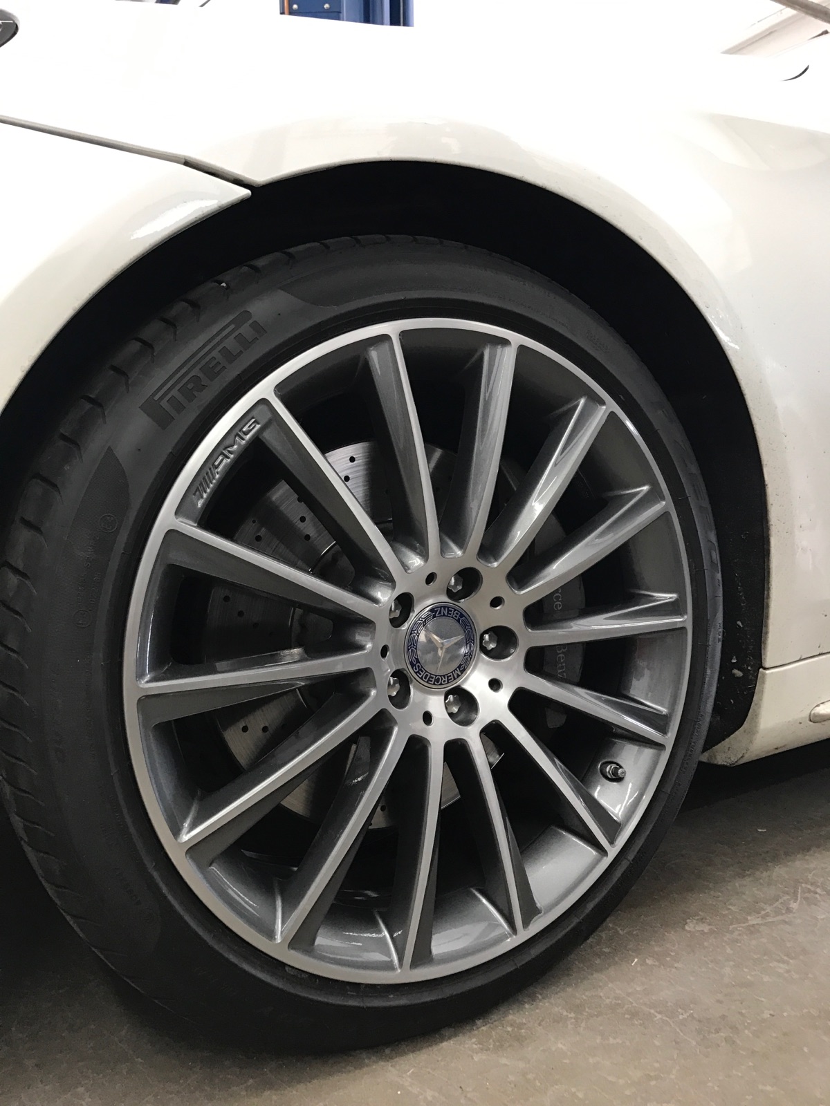 Hub Cap Annie and Wheel Boise, ID