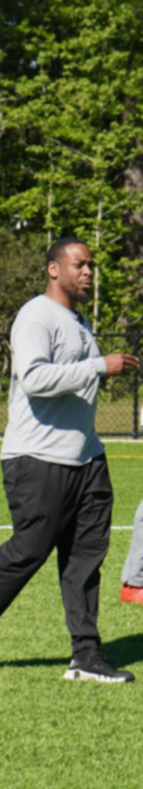 Coach Jamie Fordham Coaching Running Back Training at Fordham Performance in Charleston, SC