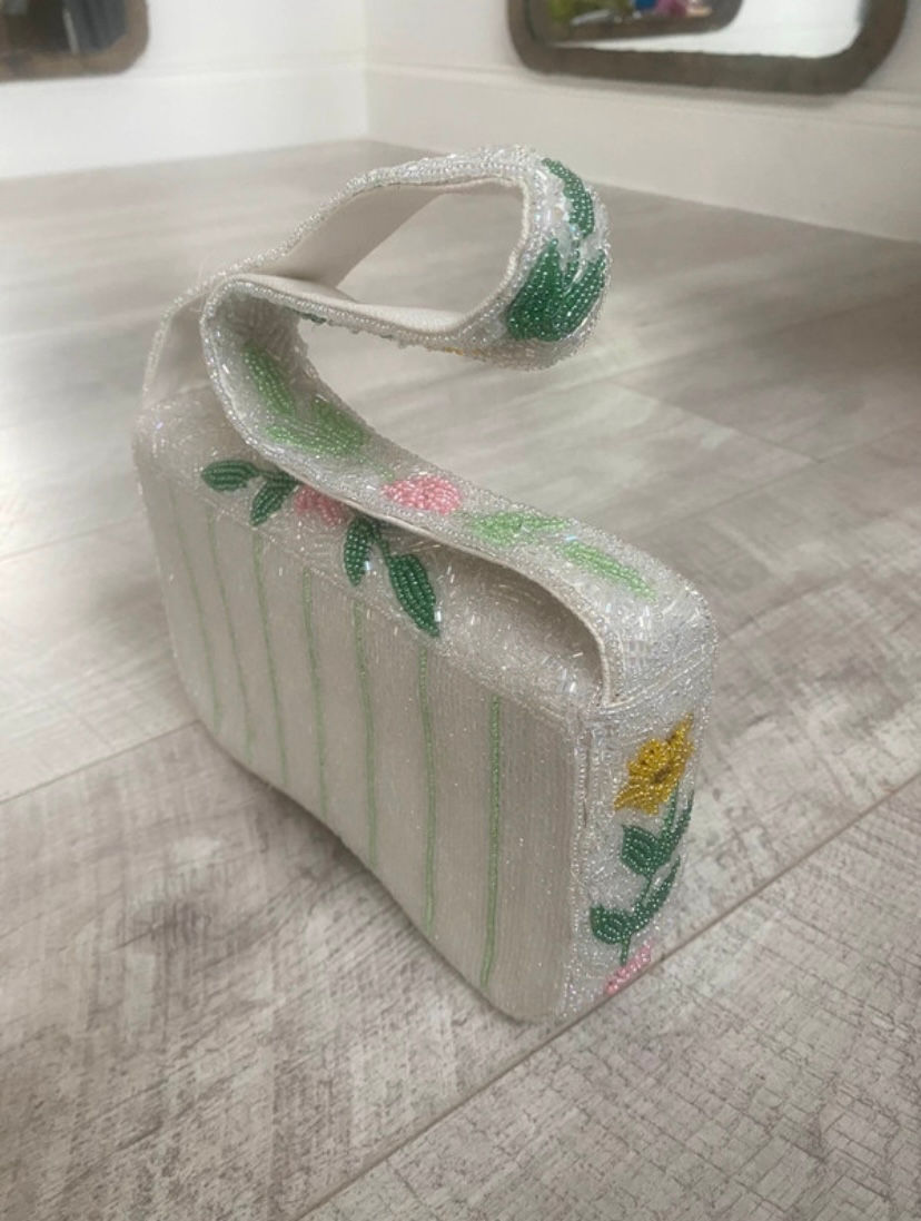 Thumbnail: Spring Flowers Double Sided Beaded Shoulder Bag