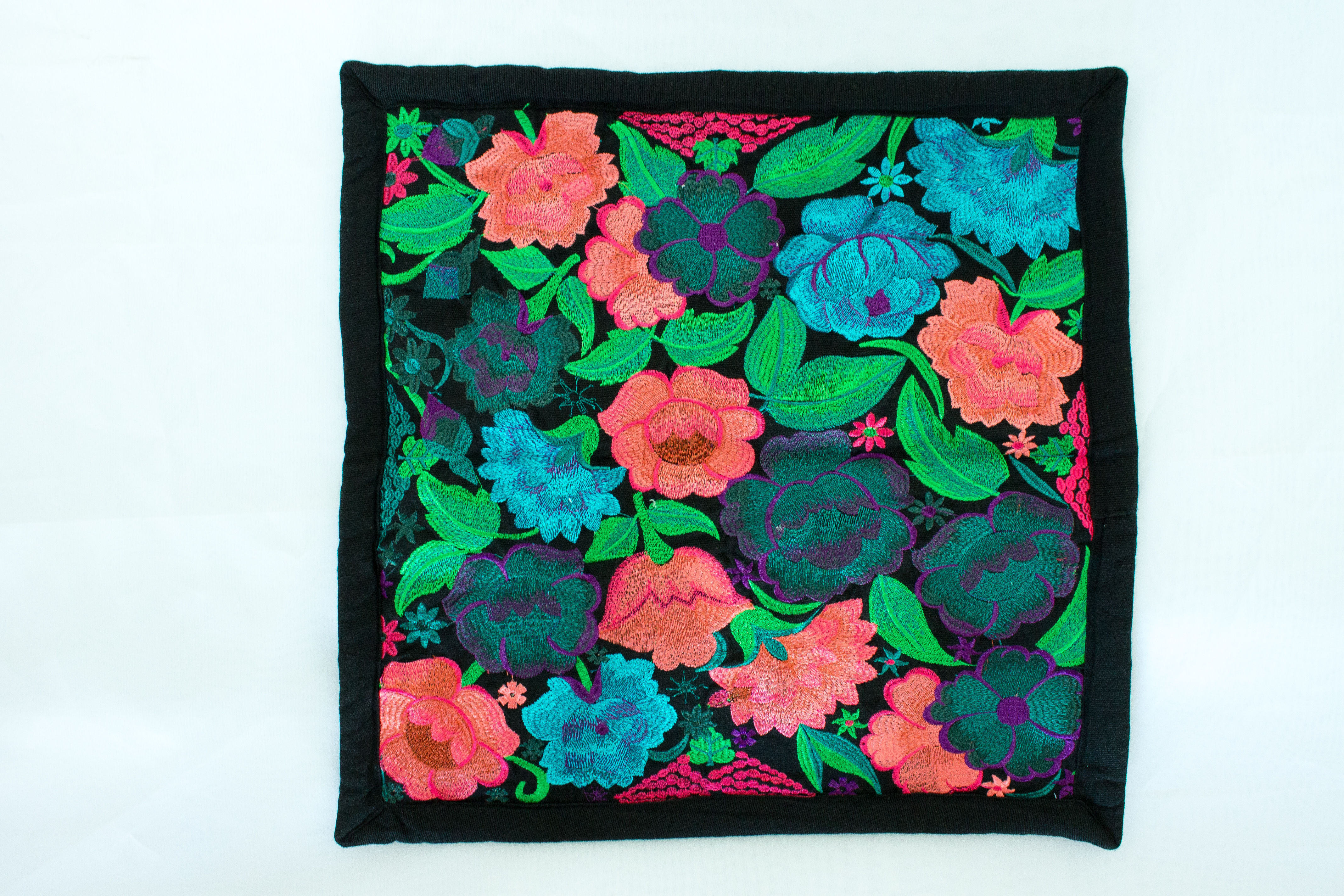 Cojin Sedalina Bordado Fino