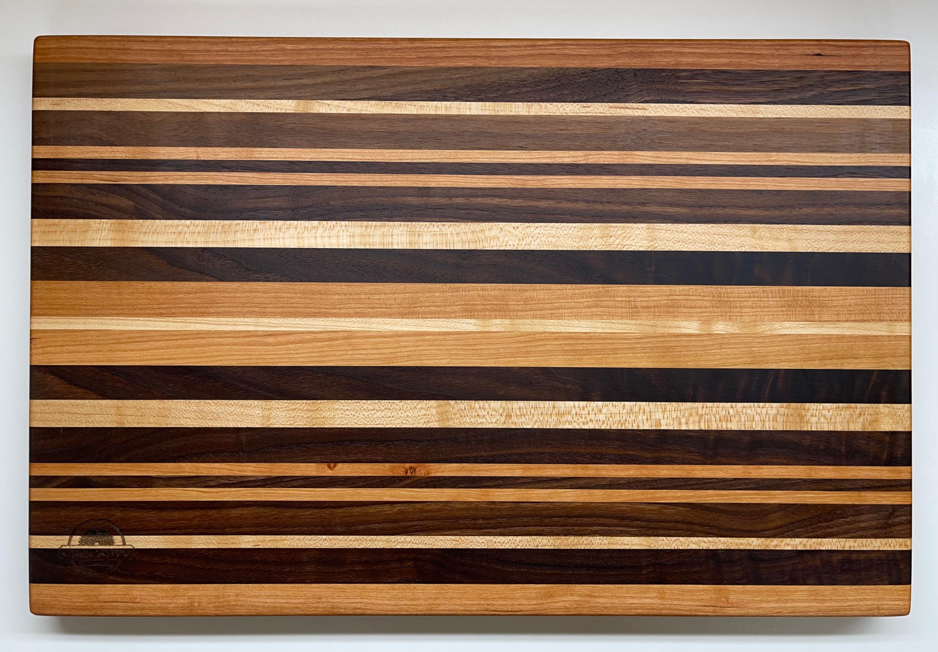 Medium Cutting Board