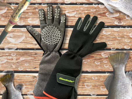 The GloveScaler fish scaling gloves