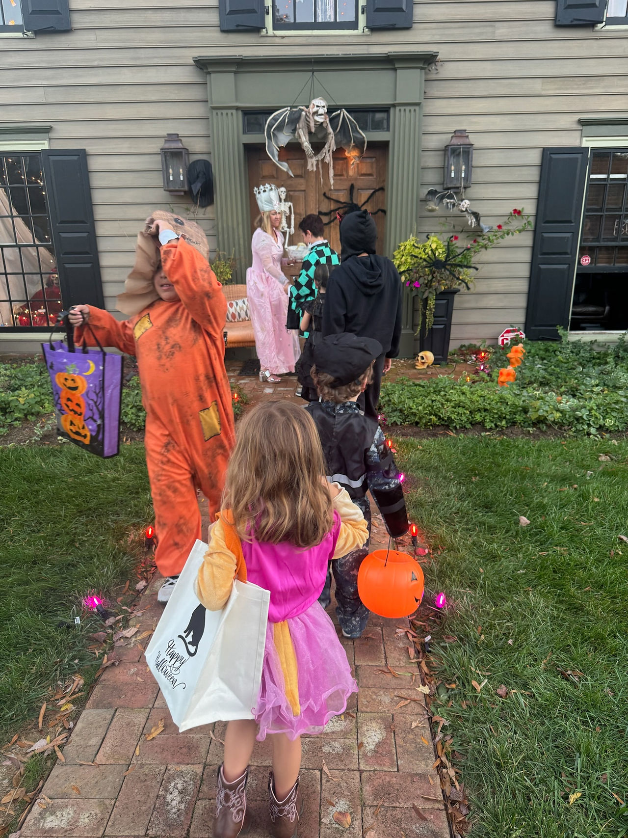 Trick or Treat Main Street