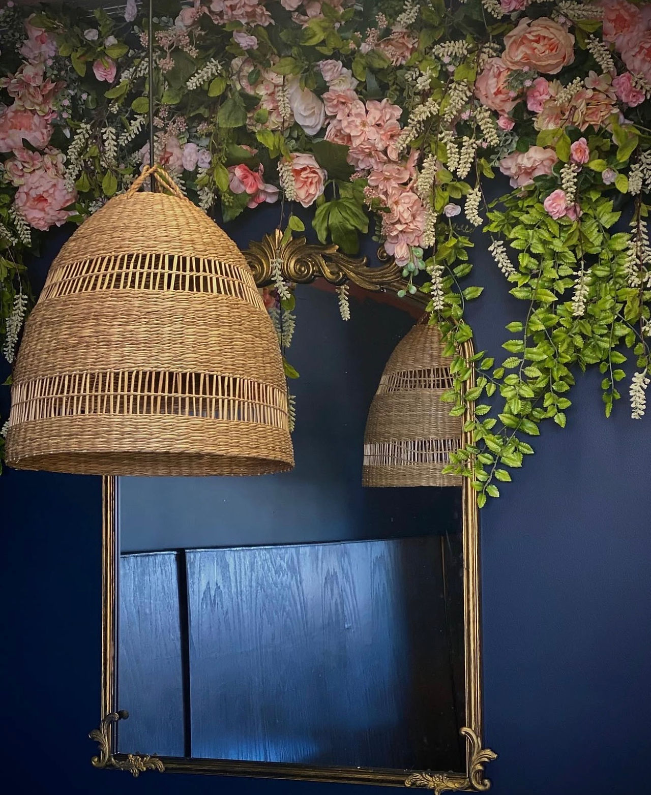 Decor in Prime Thai, Elkin, NC