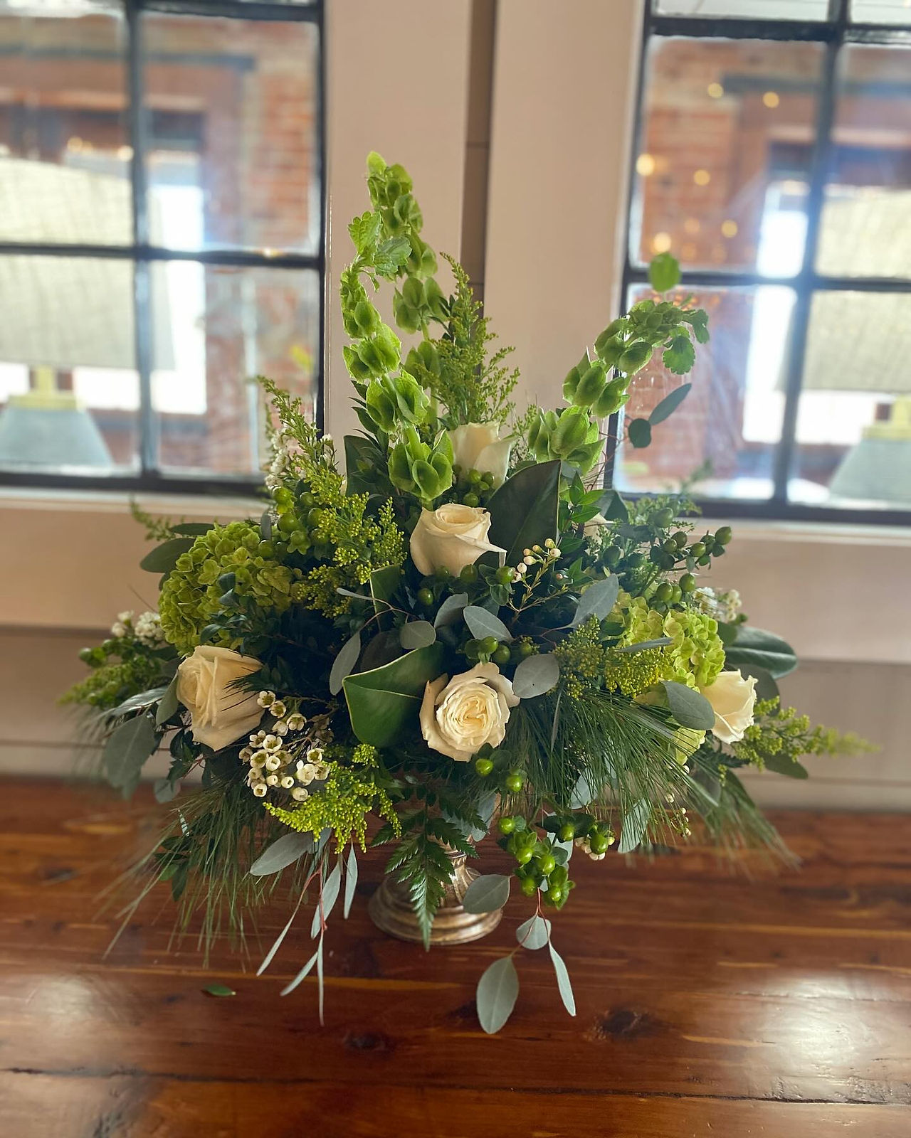 Flower Arrangement made by Ratledge Florist in Elkin, NC