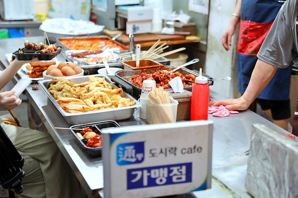 A bustling street food market in Seoul