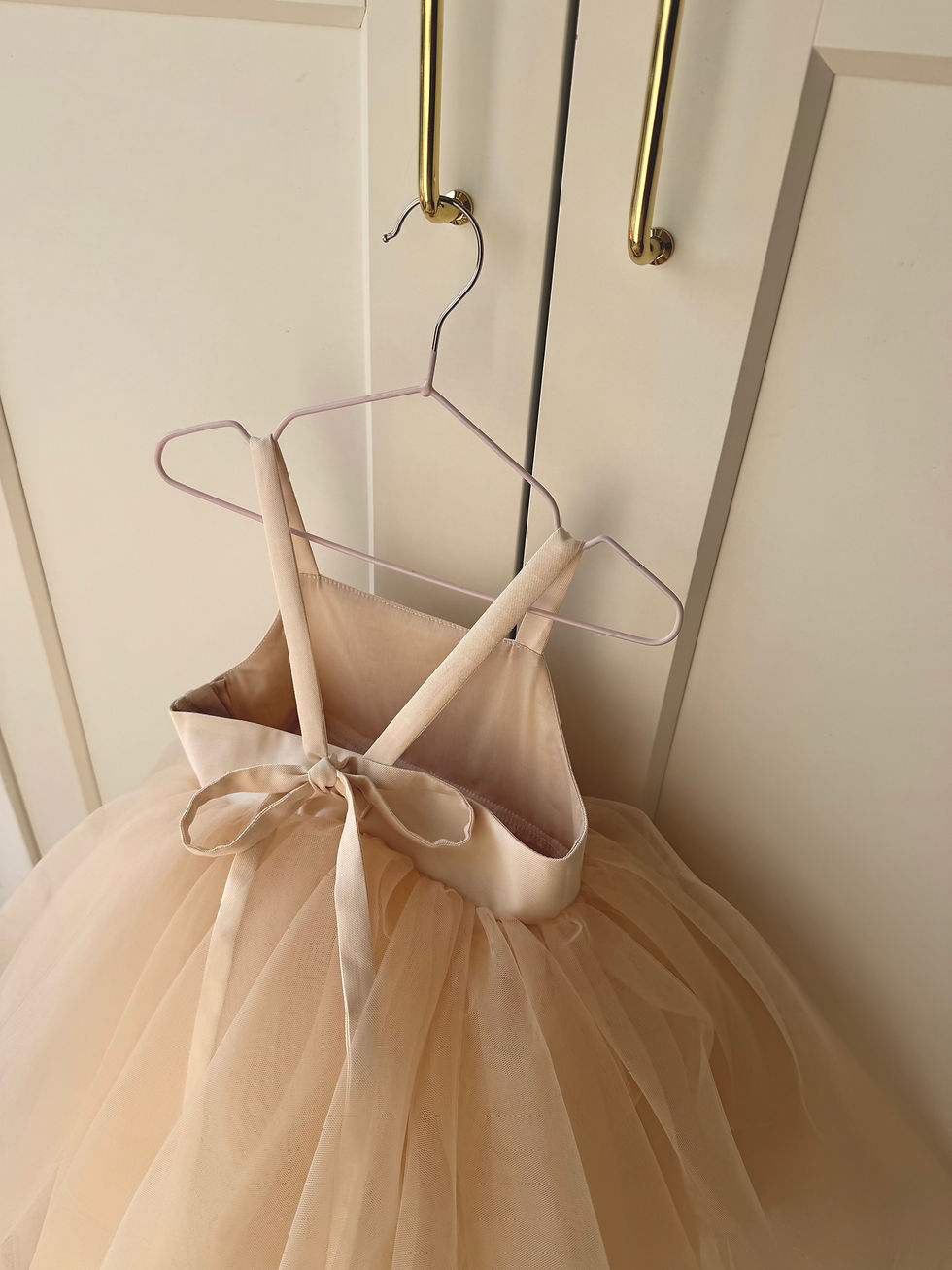 Miniaturbild: Vanilla Cloud Dress | Sukienka dla dziewczynki na wesele