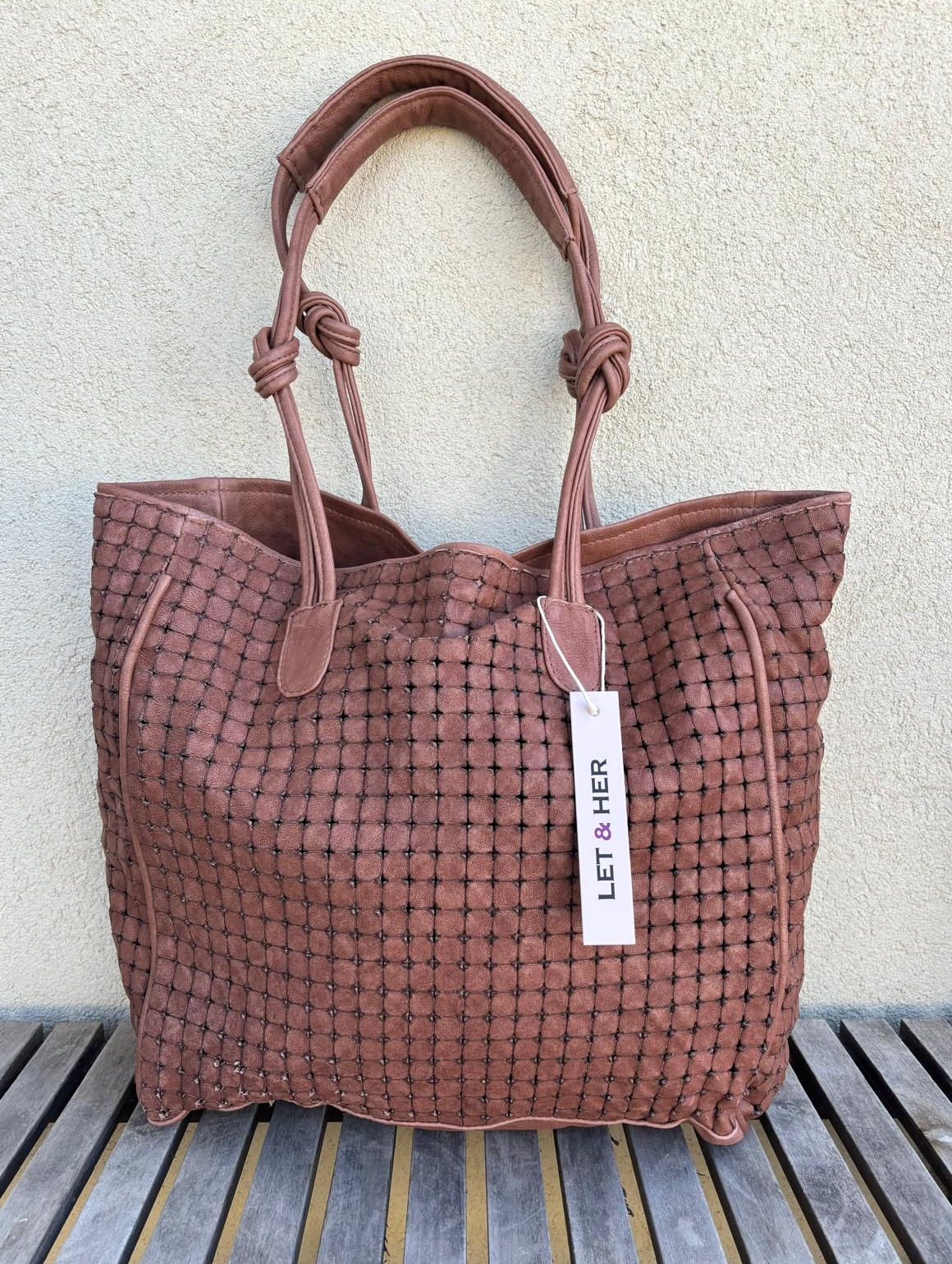 ASPEN - caramel perforated leather