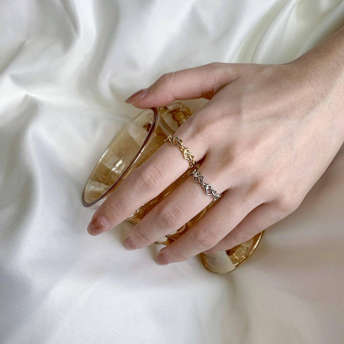 925 Sterling Silver Heart Knots Ring