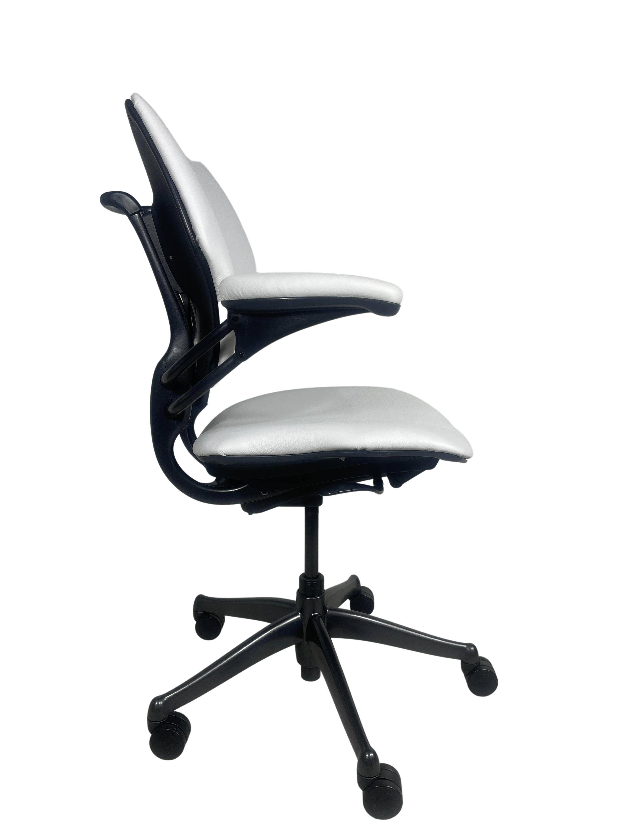 Humanscale Freedom White Leather RESEATED