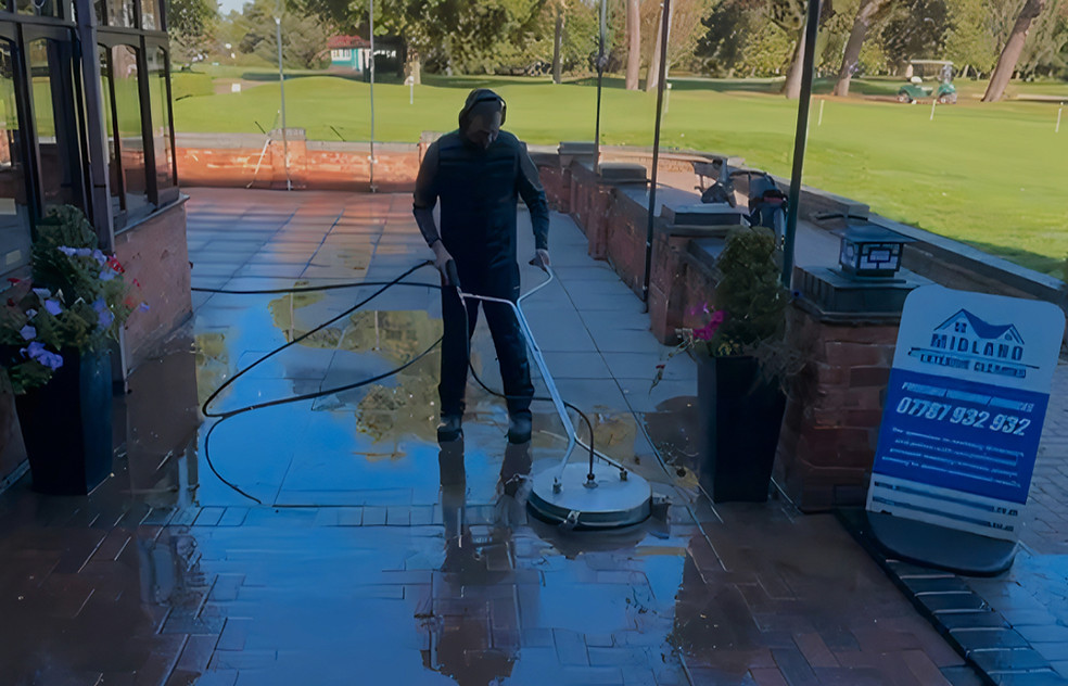Patio-cleaning-Nottingham-pressure-washi