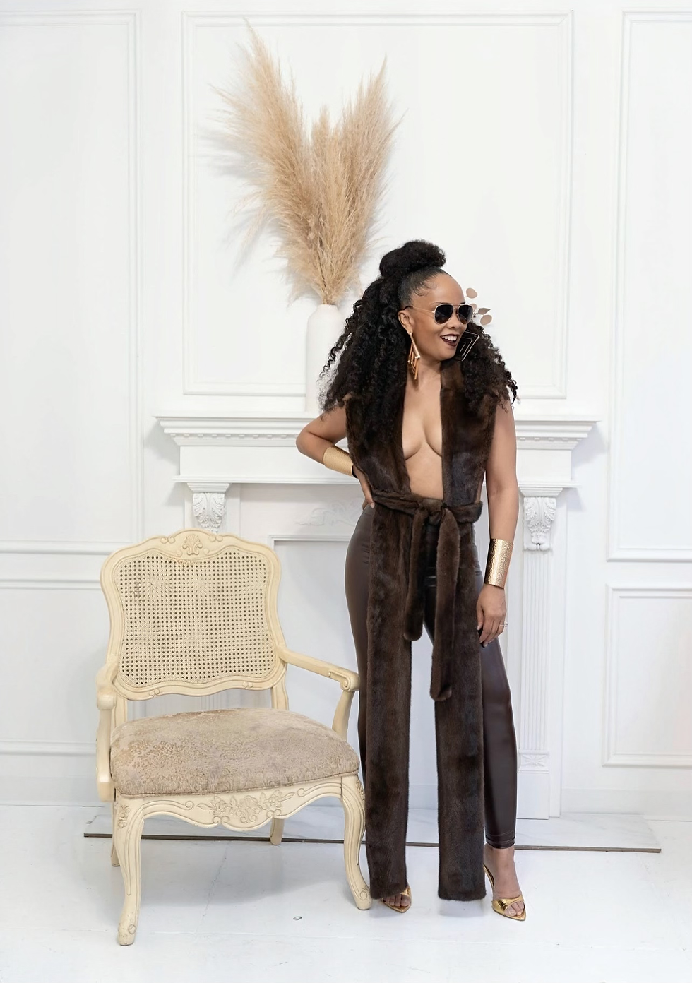 Thumbnail: Magnificent Modern Mink Stole Vest (3 - 4 weeks)