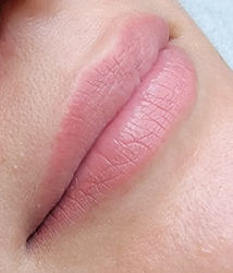 Permanent Makeup Lip Blush