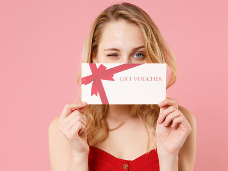 Why Permanent Makeup Gift Card Is a Great Idea for a Gift?