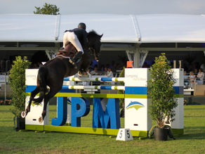 Jumping Peel & Maas goes international