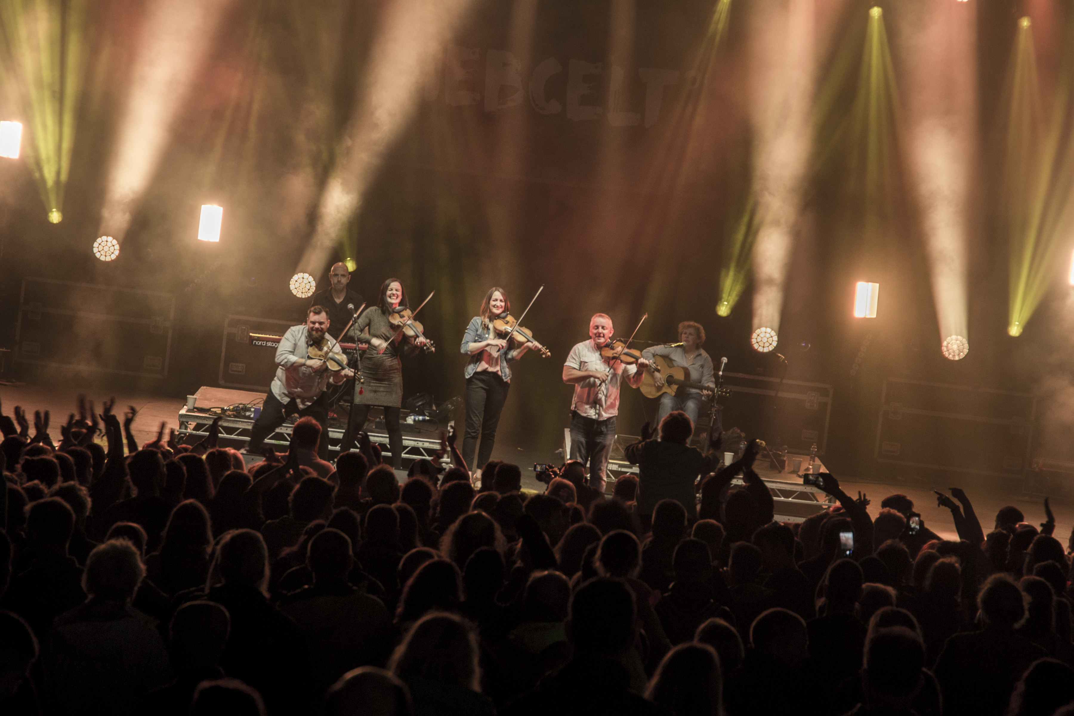 Main stage - Blazin Fiddles - Sat_3 copy