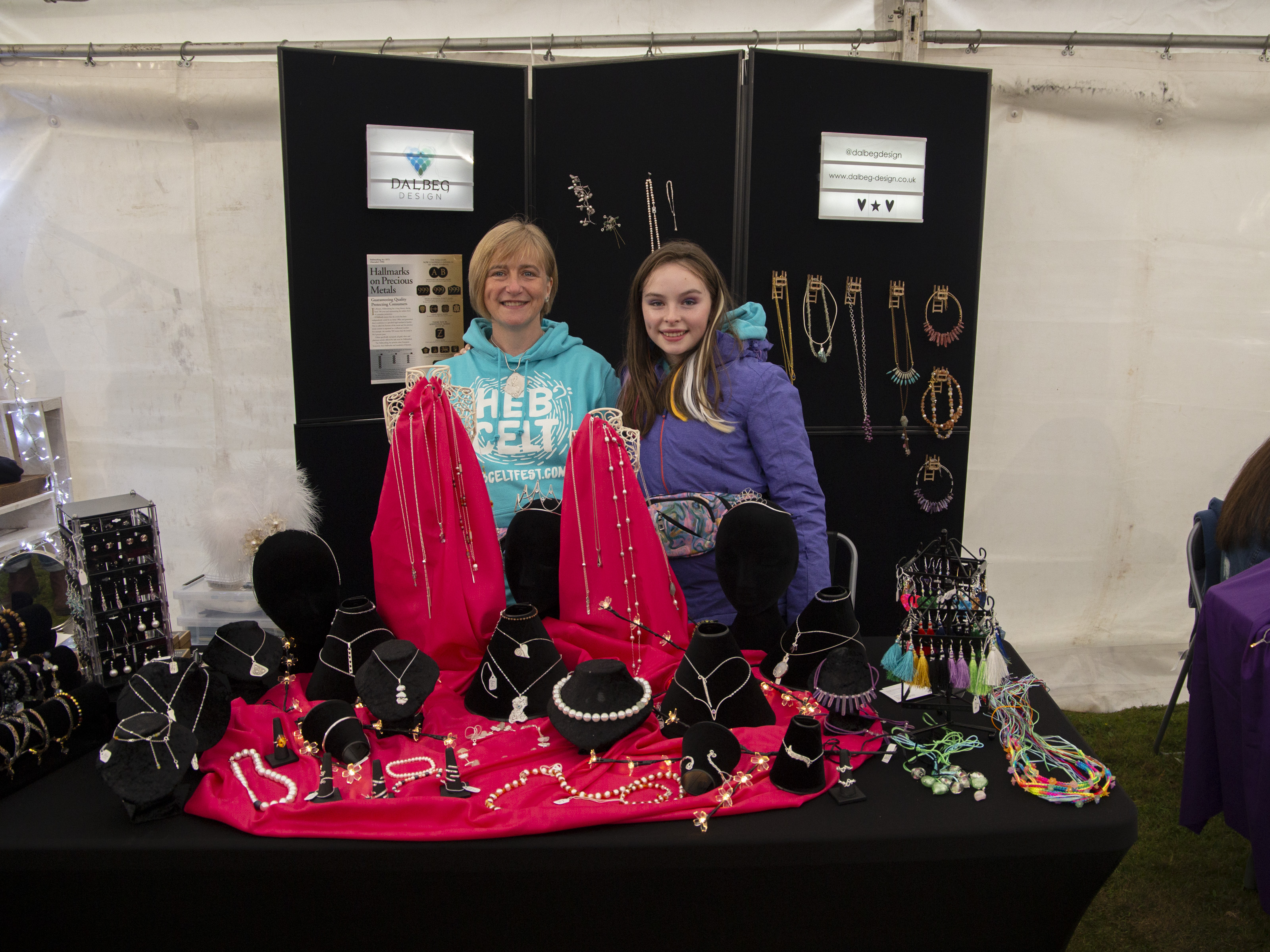 craft tent Thurs072018_2 copy