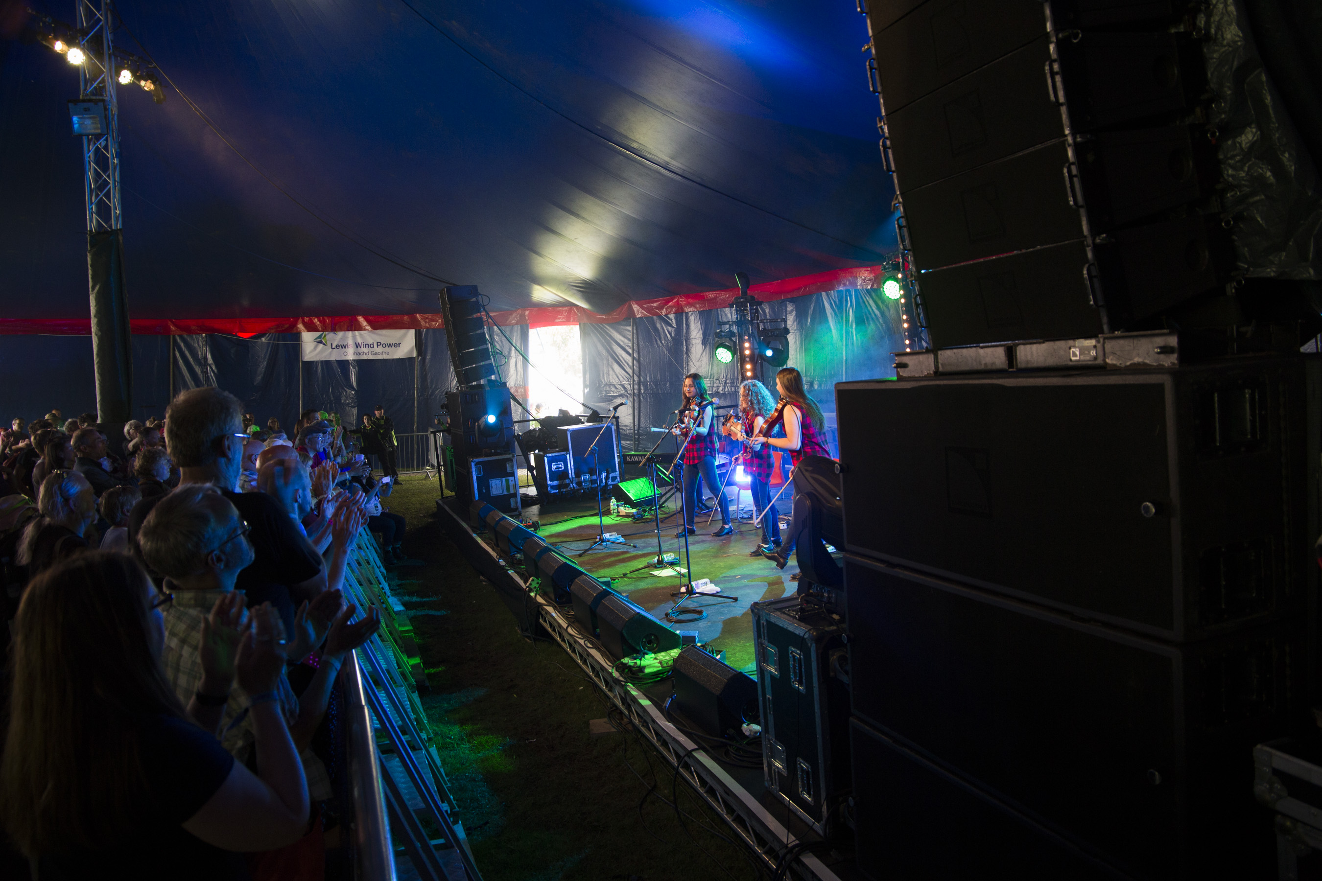 THE LUMBER JILLS - ISLAND STAGE - FRI_17
