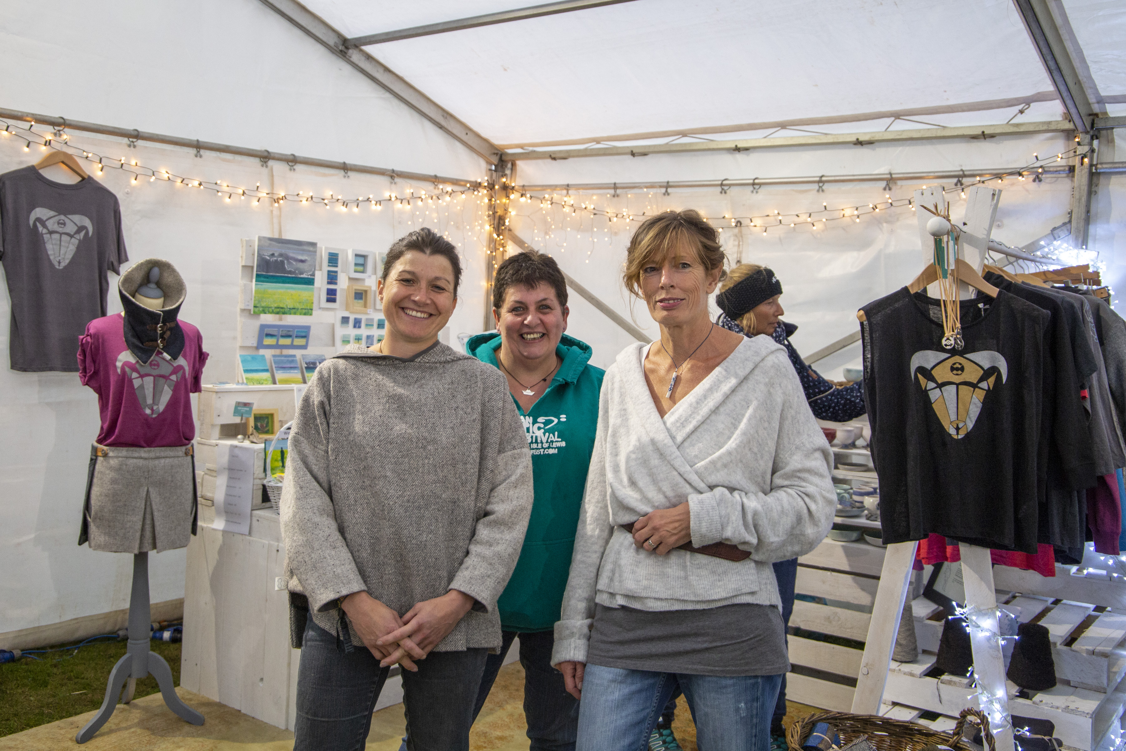 craft tent Thurs072018_5 copy