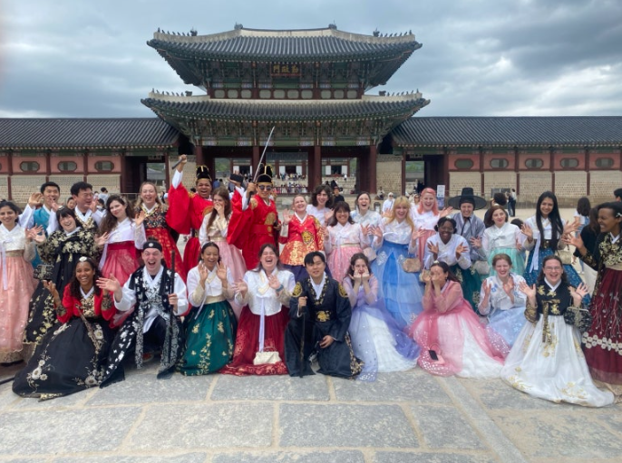 Cultural Ambassador Volunteer, Gyeongbokgung Palace