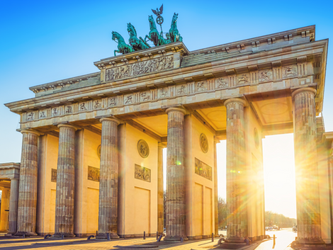 Brandenburger Tor bei Sonnenschein