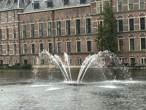 Den Haag Travel Guide: Entdecke die königliche Stadt am Meer