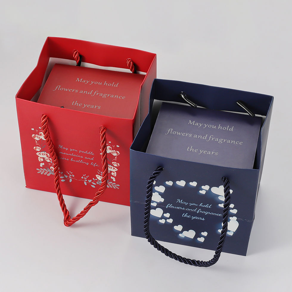 Thumbnail: Eternal Pink Box with Heart Necklace