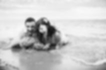 Hochzeitsfotos_Algarve_Portugal_Praia-das-Furnas_Trash-the-dress_Brautpaar-im-Meer_Trash the dress_Strandhochzeit