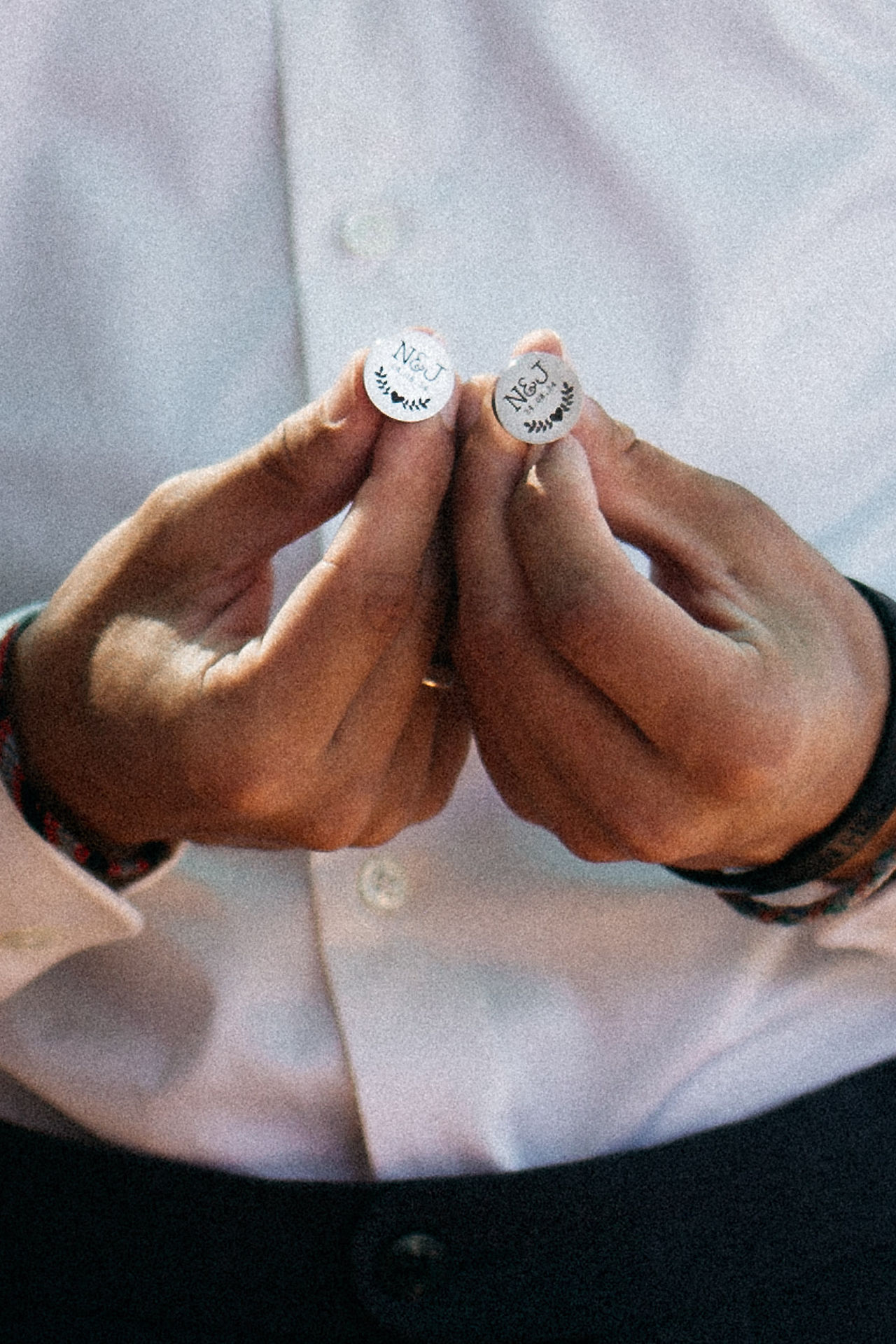 getting ready, groom, wedding location Villa Phonix, wedding Algarve Portugal, wedding photography